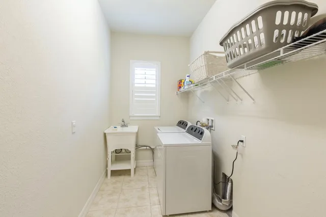 Residence photo 21