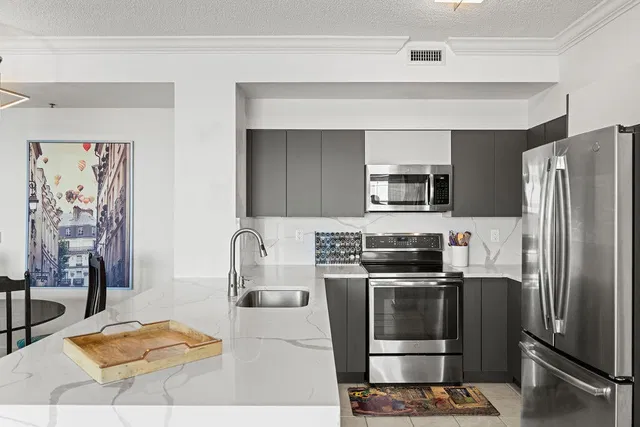 The Montecito Unit 1110 photo 16