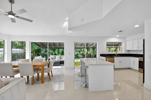 Residence photo 5