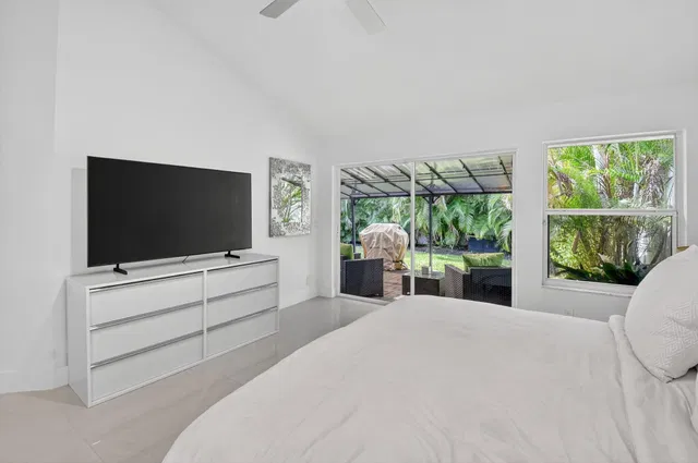 Residence photo 15