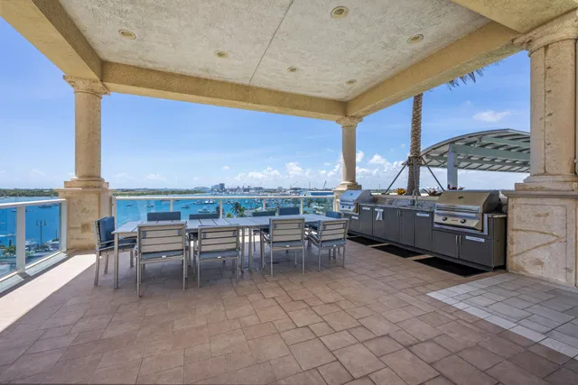 Marina Grande on the Ocean Unit 1811 photo 41