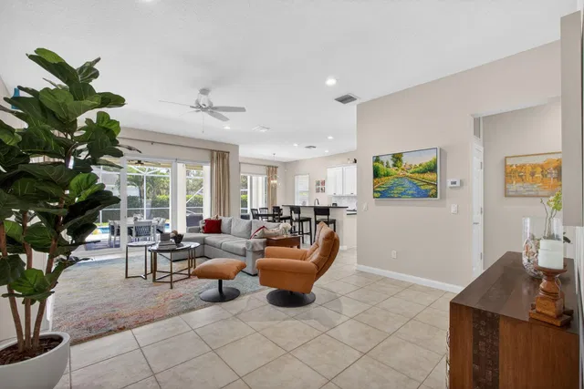 Mallory Creek Abacoa Residence photo 16