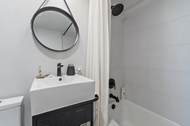 Unit 310 photo 26
