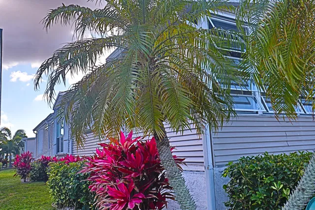Residence photo 30