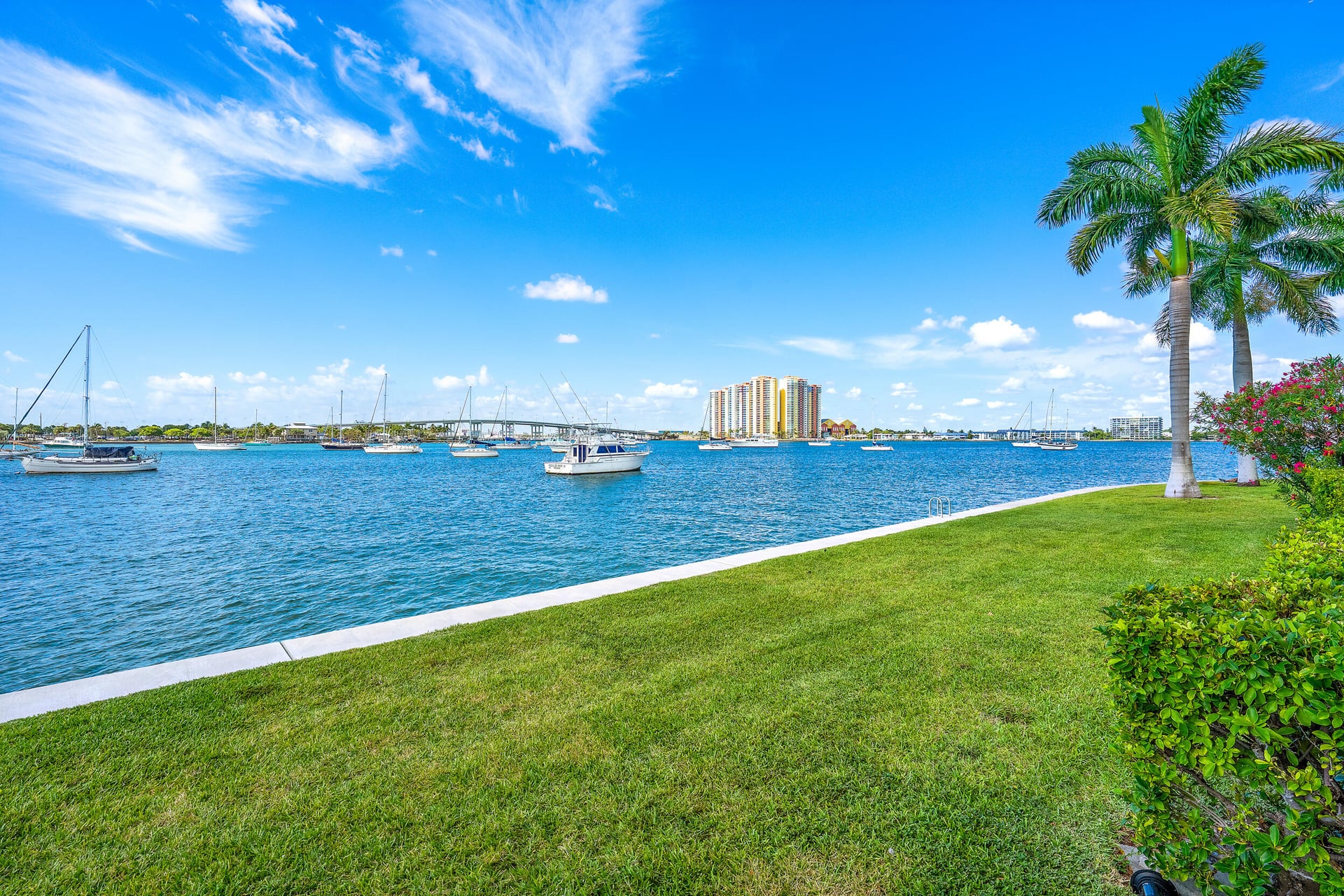 Singer Island Unit 156 photo 4