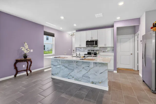  Residence photo 14
