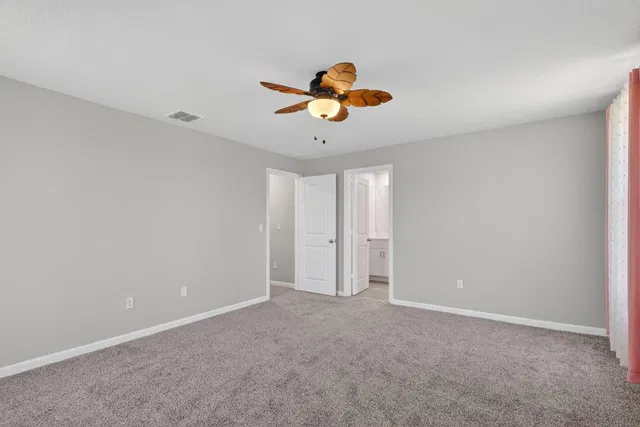  Residence photo 26