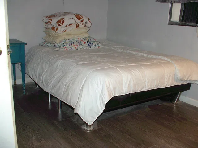 Unit 73 photo 6