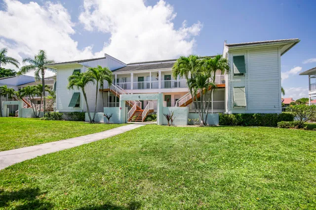 PGA National Palm Beach Gardens Residence photo 17
