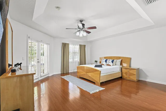 Residence photo 17