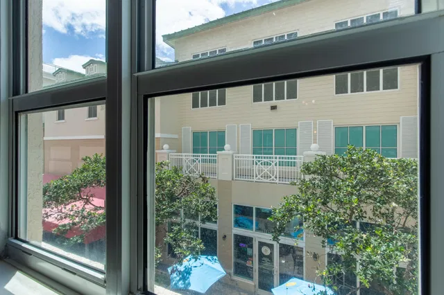  Unit 204s photo 11