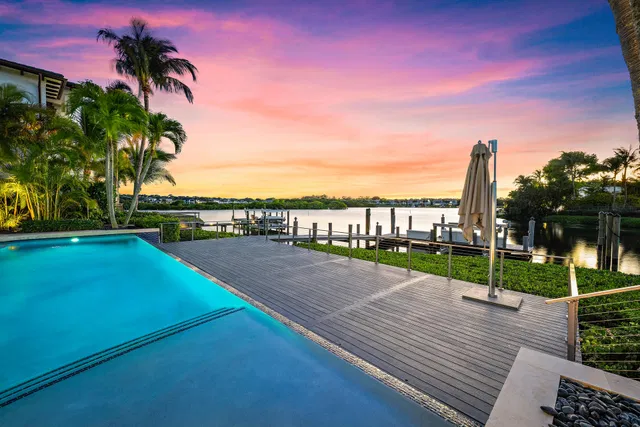 Admirals Cove Residence photo 6