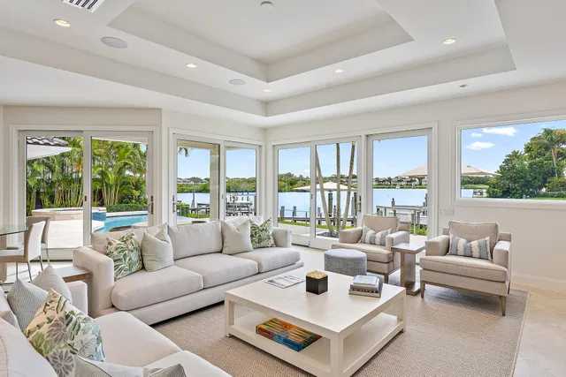 Admirals Cove Residence photo 14