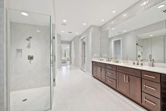 Admirals Cove Residence photo 18