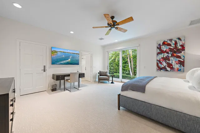 Admirals Cove Residence photo 25