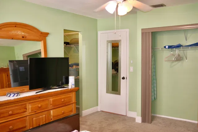  Residence photo 16