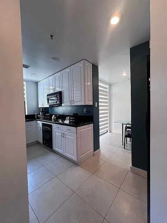 Unit 105 photo 7