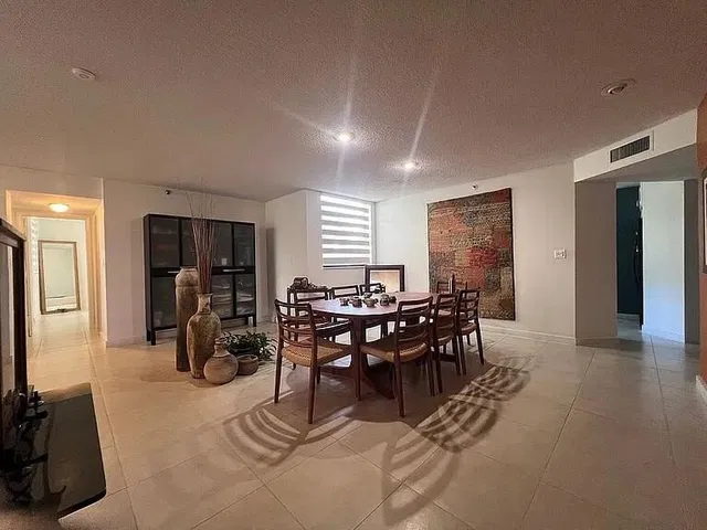 Unit 105 photo 10