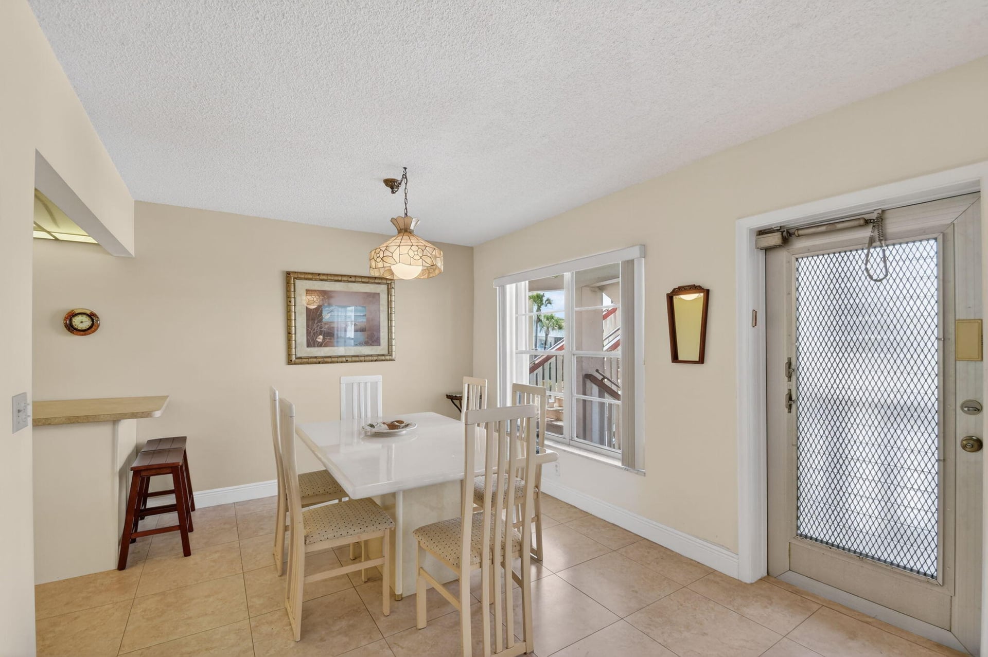Residence photo 6