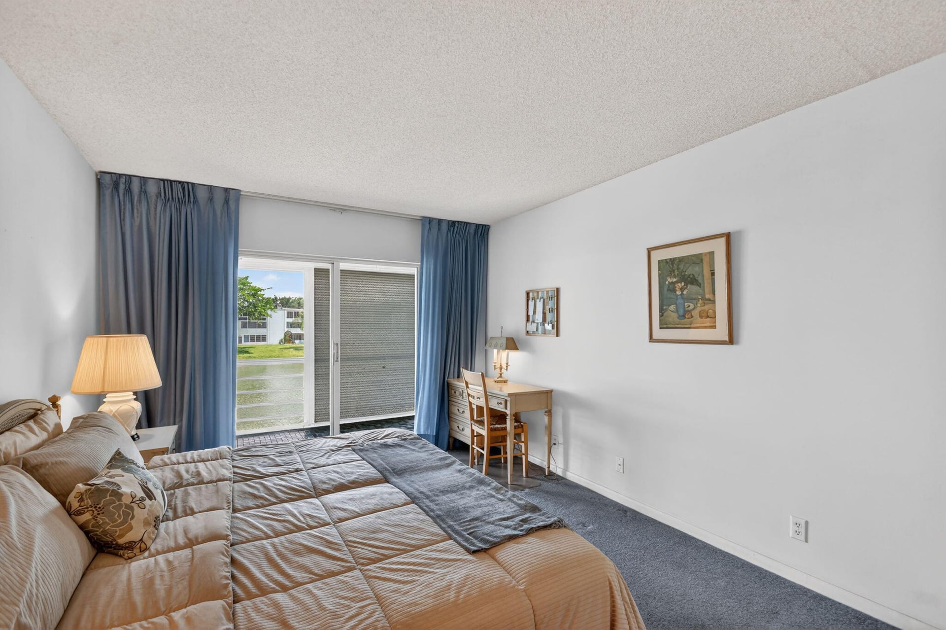 Residence photo 13