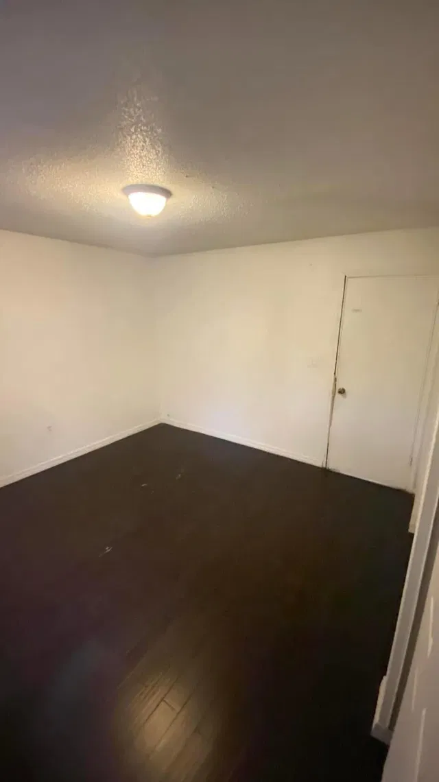 Unit 208 photo 6