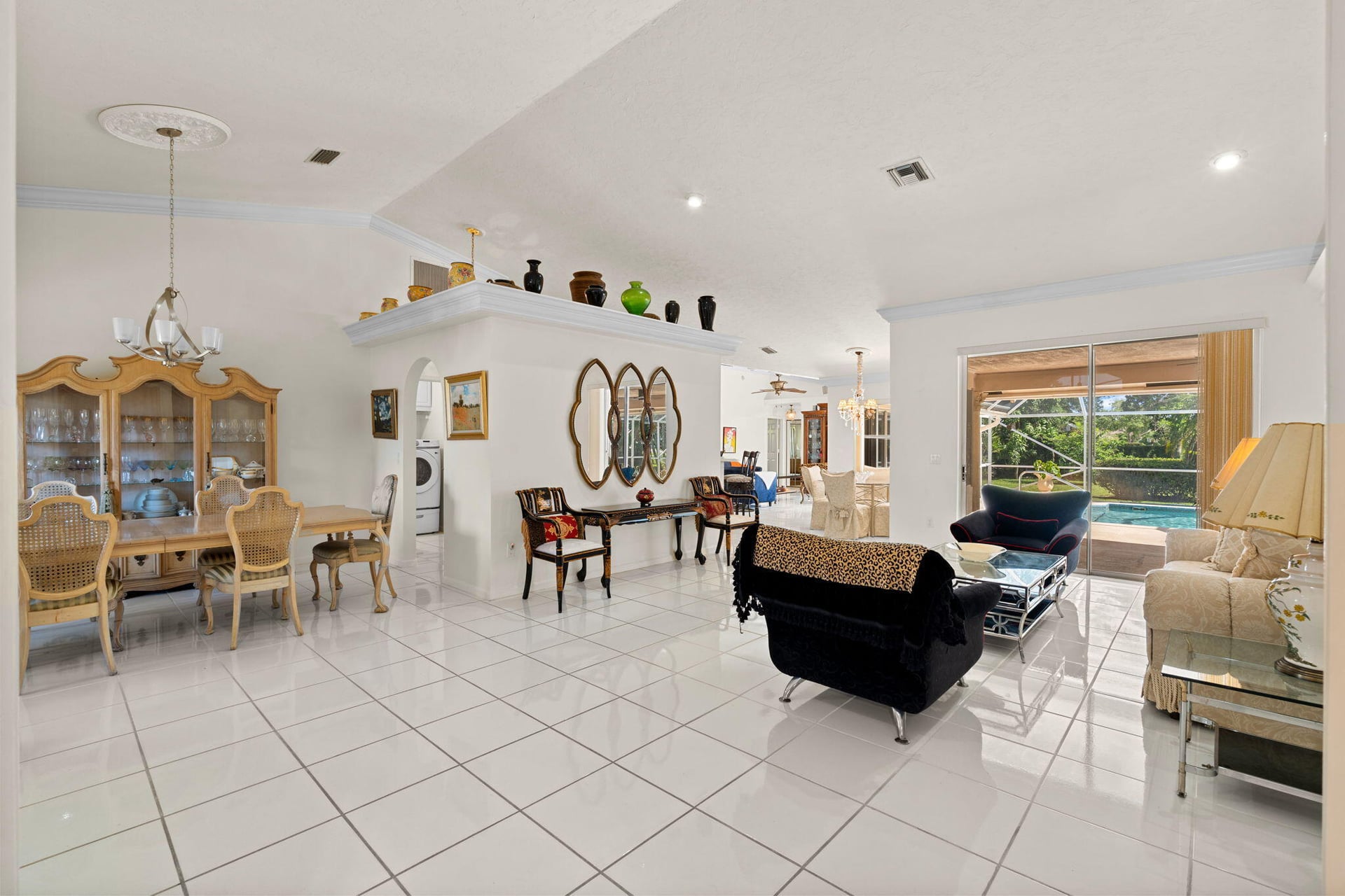 Residence photo 8