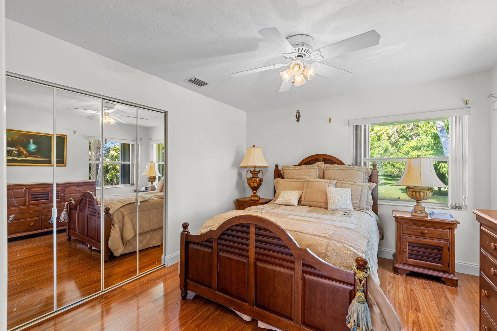 Residence photo 28