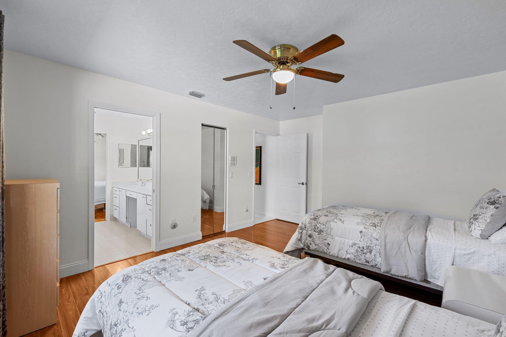 Residence photo 31