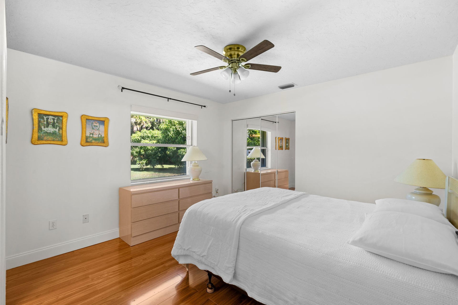 Residence photo 34
