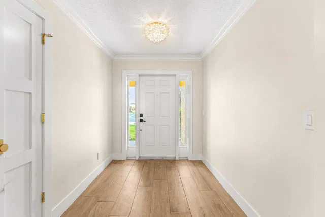 Residence photo 3