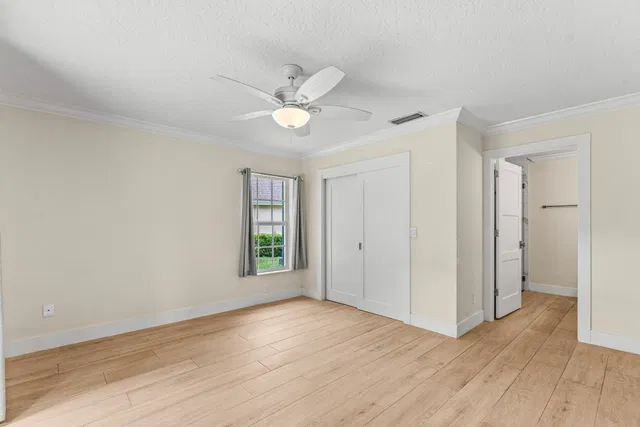 Residence photo 13