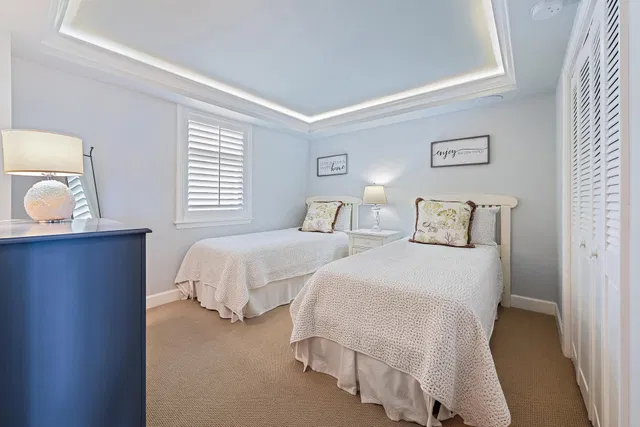Unit 202 photo 20