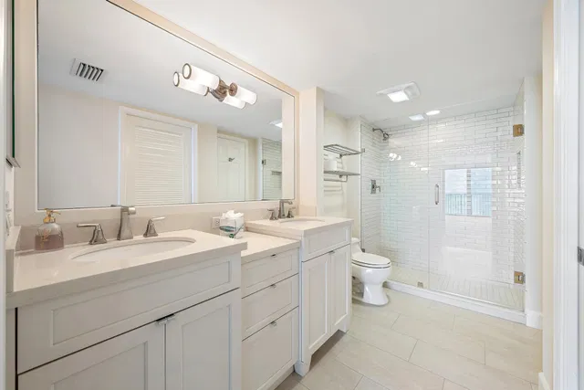 Unit 202 photo 21