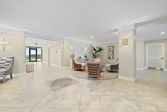 Unit 202 photo 25