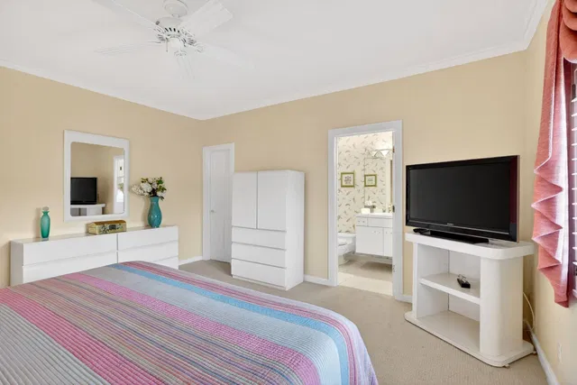 Mariner Sands Residence photo 32