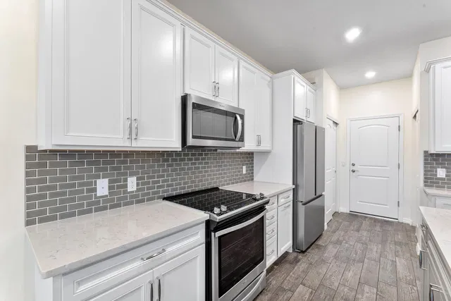 Residence photo 9