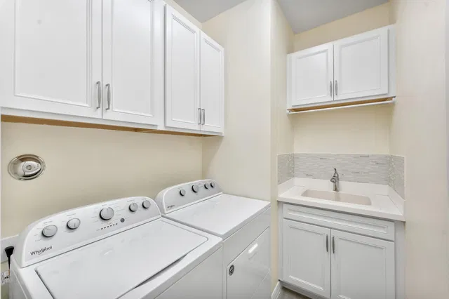 Residence photo 37