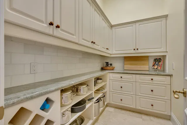 Admirals Cove Residence photo 21