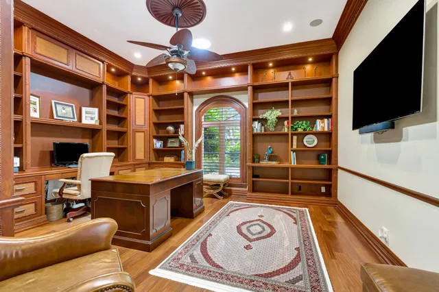Admirals Cove Residence photo 27