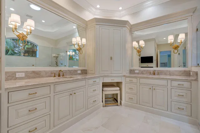 Admirals Cove Residence photo 31