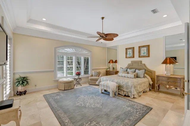 Admirals Cove Residence photo 32