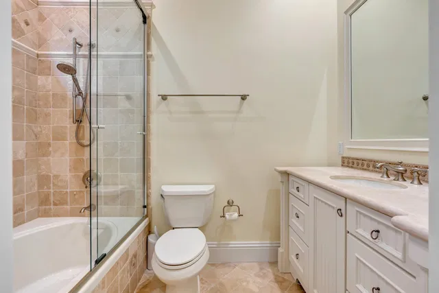 Admirals Cove Residence photo 37