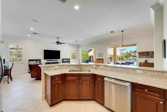 Rialto Jupiter Residence photo 27