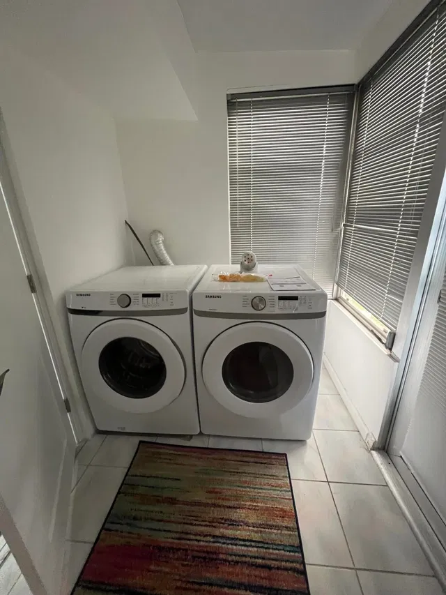 Unit 114 photo 17
