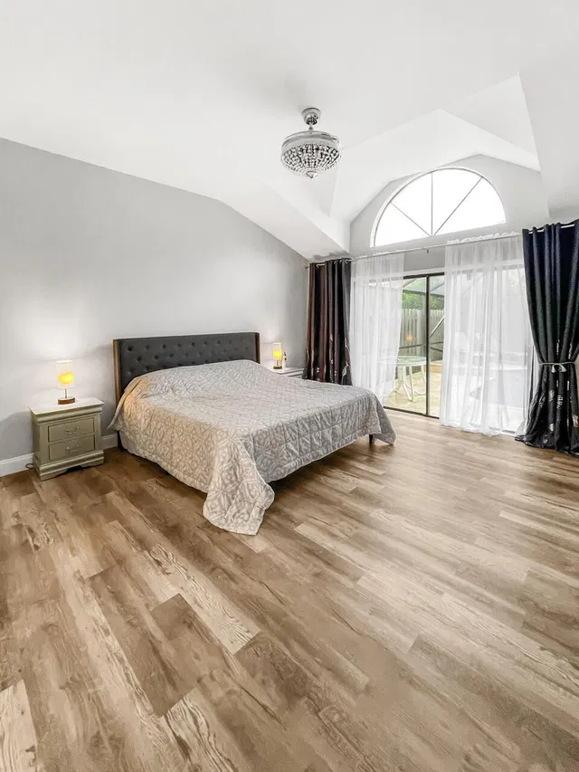Residence photo 9