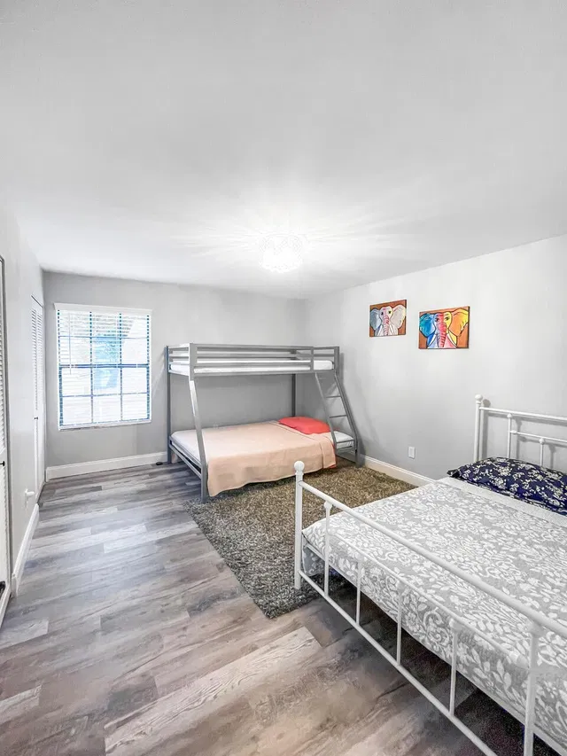 Residence photo 26
