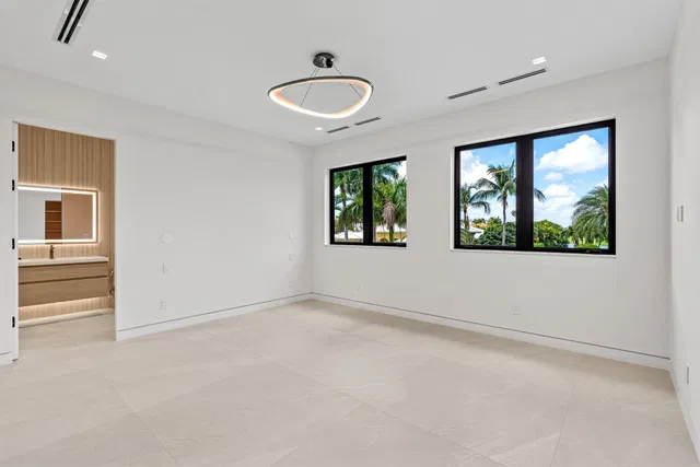 St. Andrews Country Club Residence photo 43