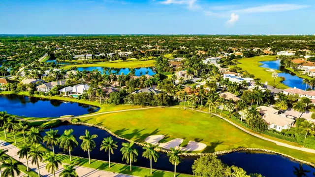 St. Andrews Country Club Residence photo 59