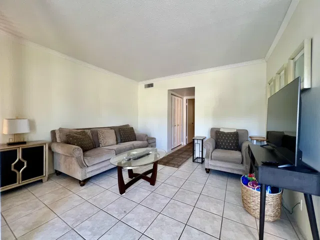 South Palm Beach Unit M5 photo 10