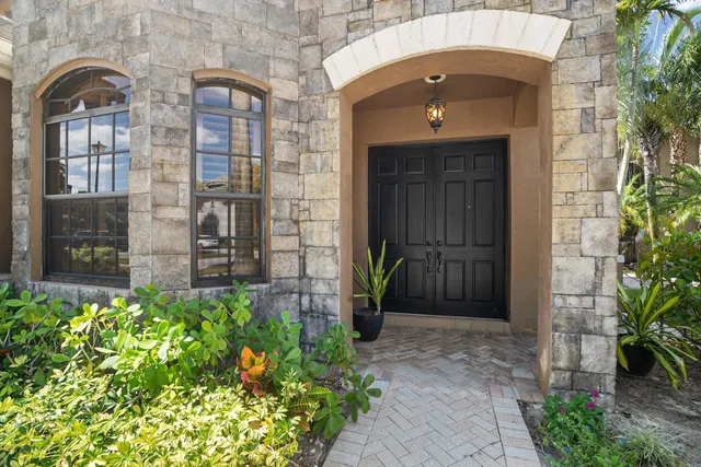 Residence photo 4